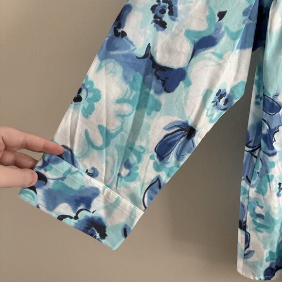 Chaps At the Seashore Womn L White/Blue Floral 3/4 Sleeve Gold Button Blouse NWT - Picture 3 of 11